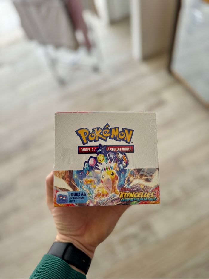 [NEUF] Display Pokémon EV8 Étincelles Déferlantes