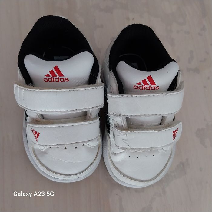 Ensemble  Addidas garçon 3/6 mois  + basket T18 - photo numéro 3