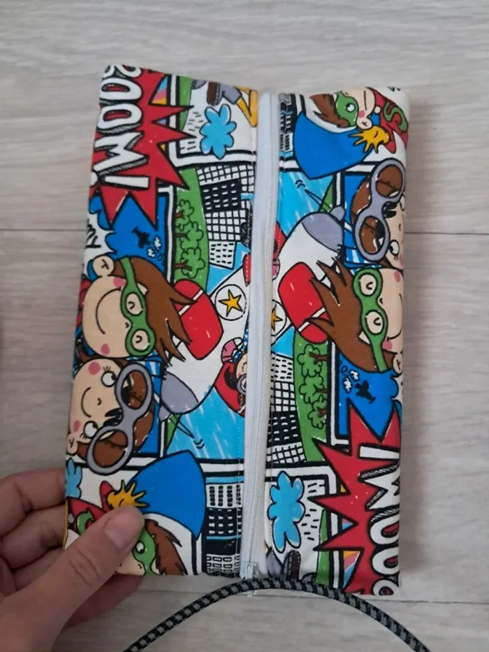Trousse d'école héros 2 modèle - photo numéro 4
