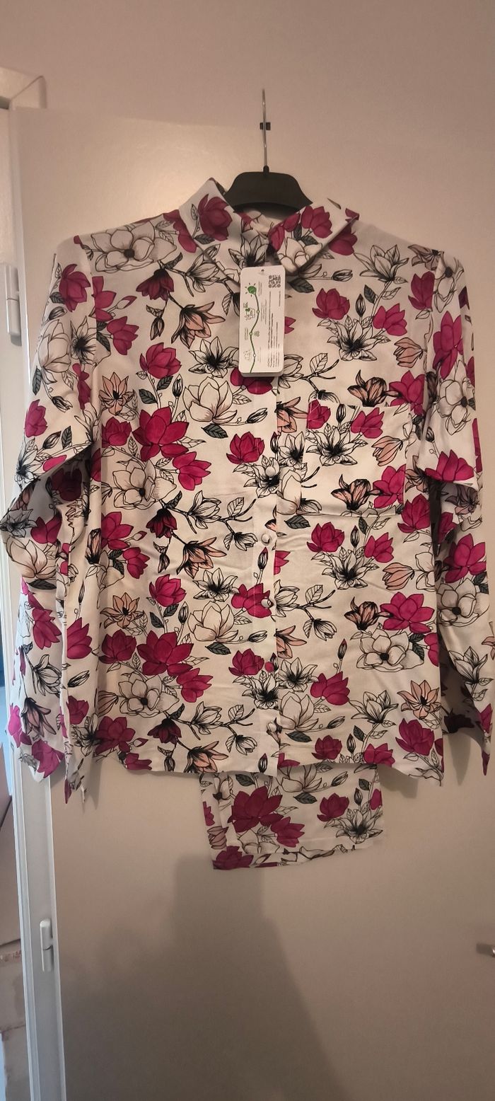 Carton 12 ensemble pyjamas femme