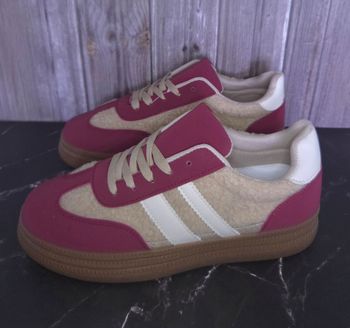 Baskets femmes bordeaux beige moumoute tendances - Taille 41 - NEUVES 🌟