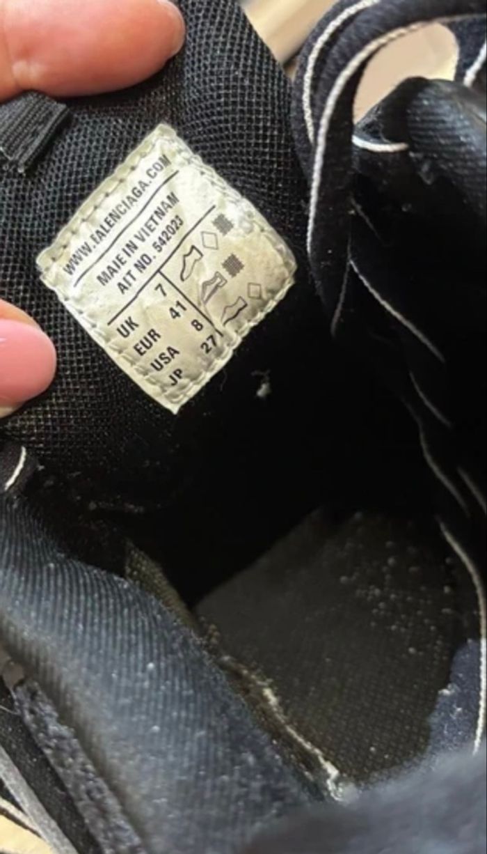 CHAUSSURES HOMME ! Négociable - photo numéro 4