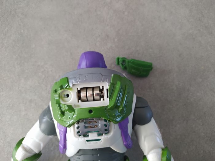 Buzz l'éclair électronique - photo numéro 3