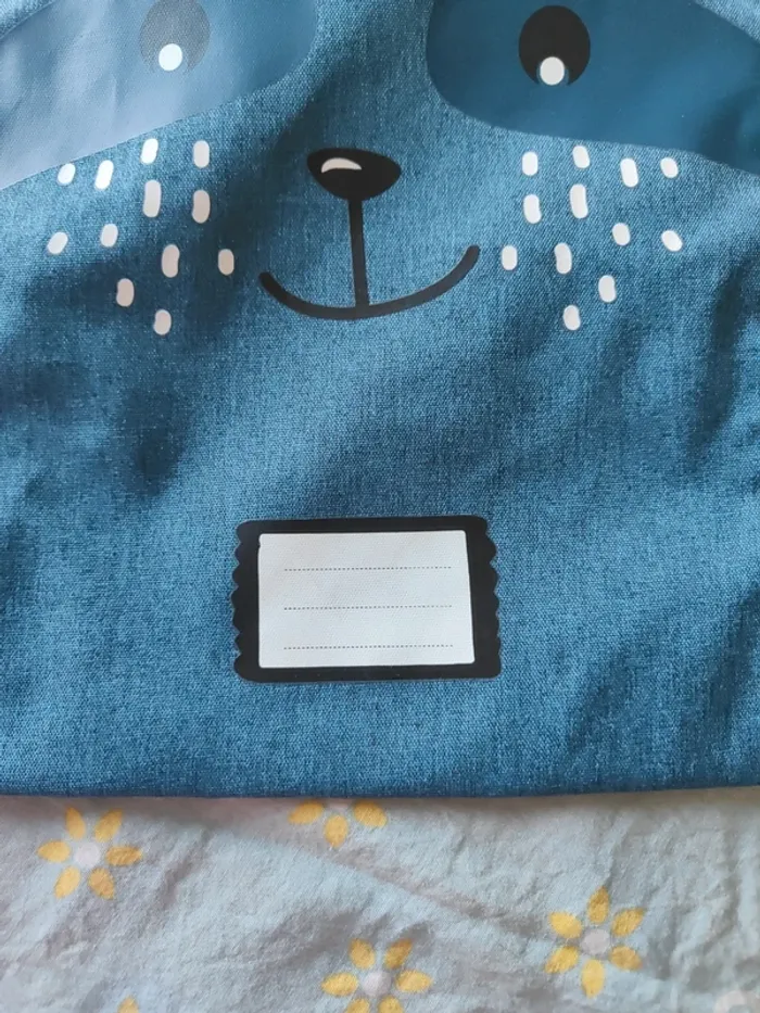 Sac à dos bleu - photo numéro 2