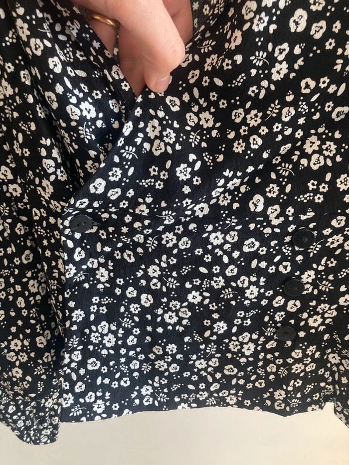 Blouse  noire et blanche bizzbee - photo numéro 2