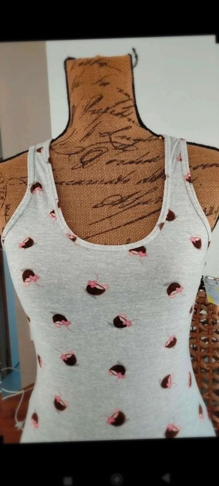 Débardeur gris  taille  XS  noix de coco - photo numéro 3