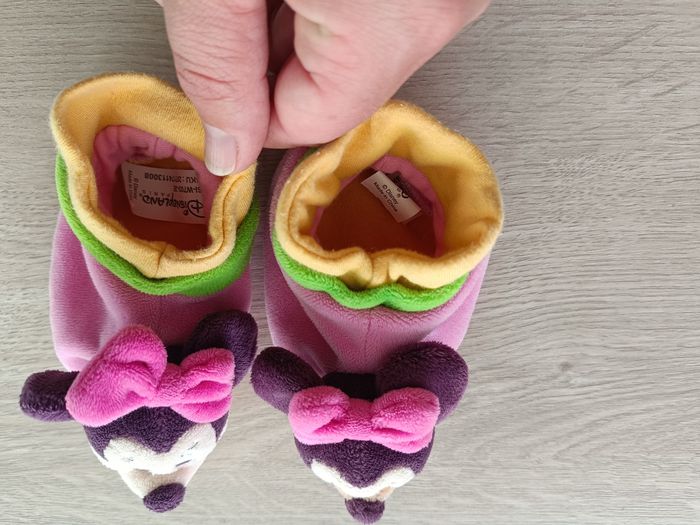 Chaussons fille Disneyland Paris Minnie 20/21 - photo numéro 2