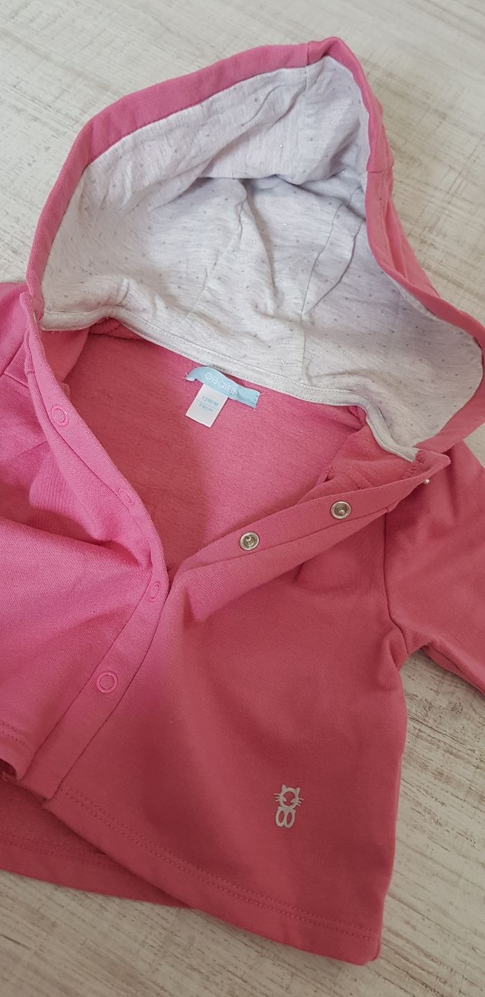 Gilet okaidi 12 mois neuf - photo numéro 2