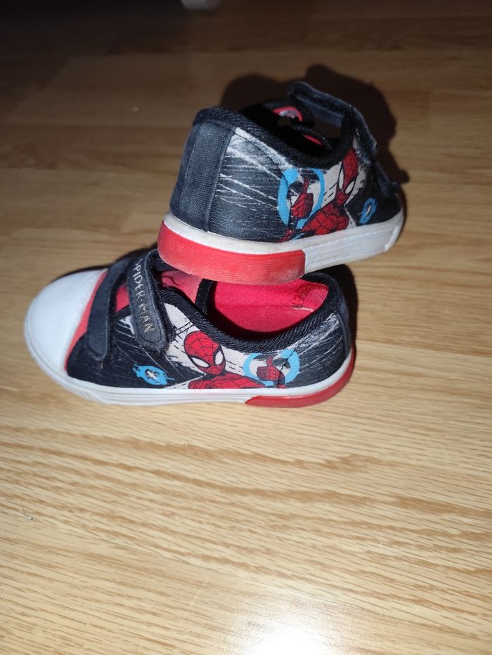 Chaussures spiderman - photo numéro 2