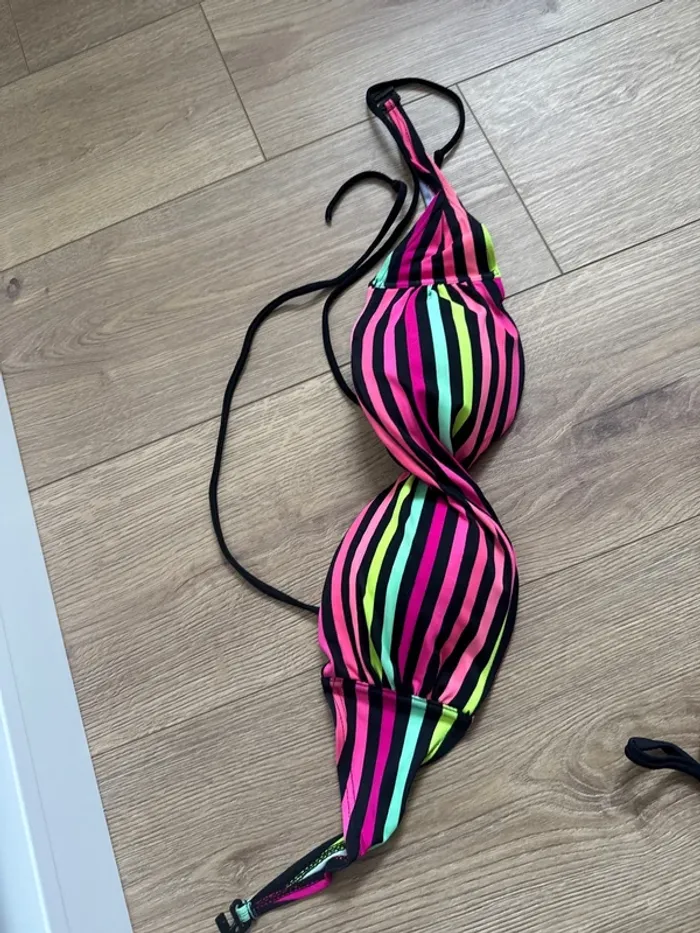 Maillot de bain, deux pièces multicolores - photo numéro 3