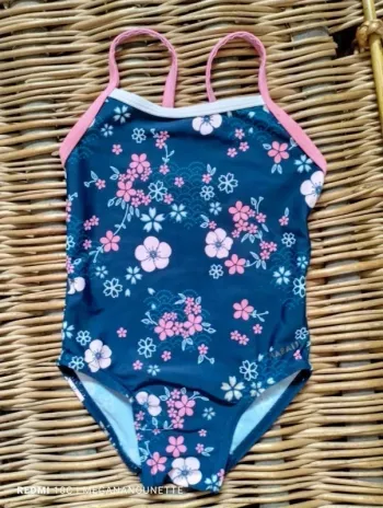 🌸 Maillot de bain fille Nabaiji - Taille 3 ans