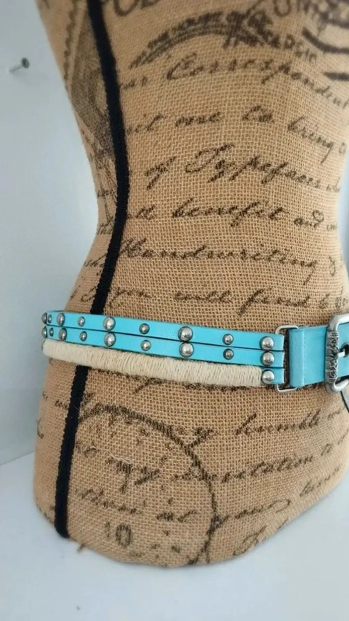 Ceinture trois rangs clous gris bleu beige 90 cm - photo numéro 6