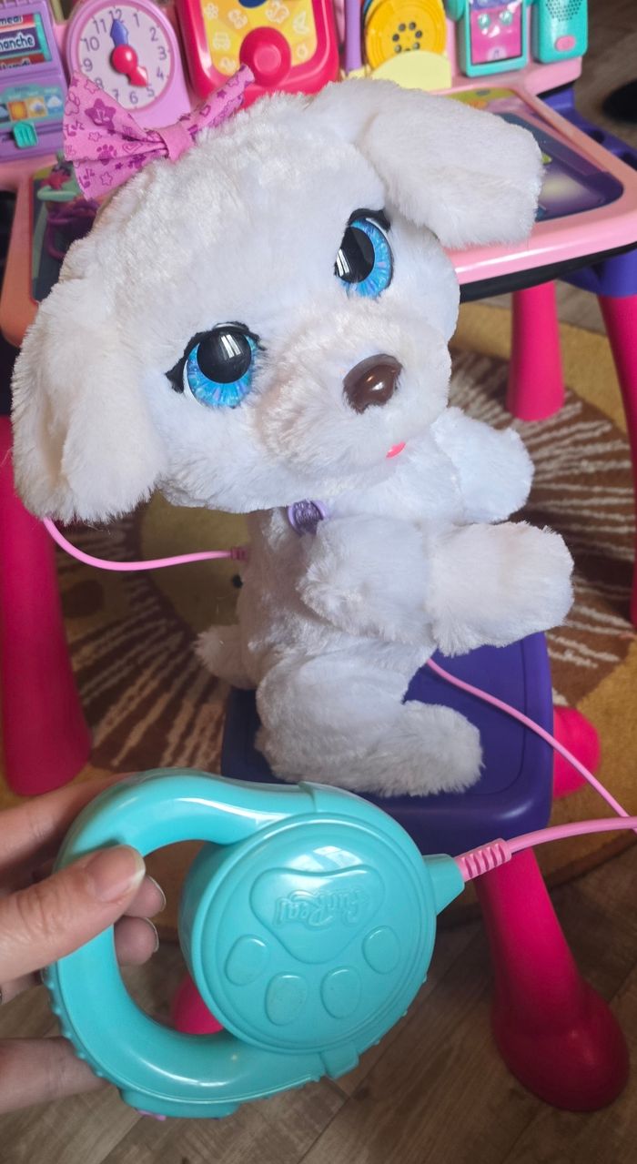 Peluche interactive gogo mon chien