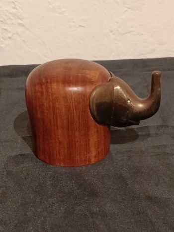 Éléphant bois métal vintage 