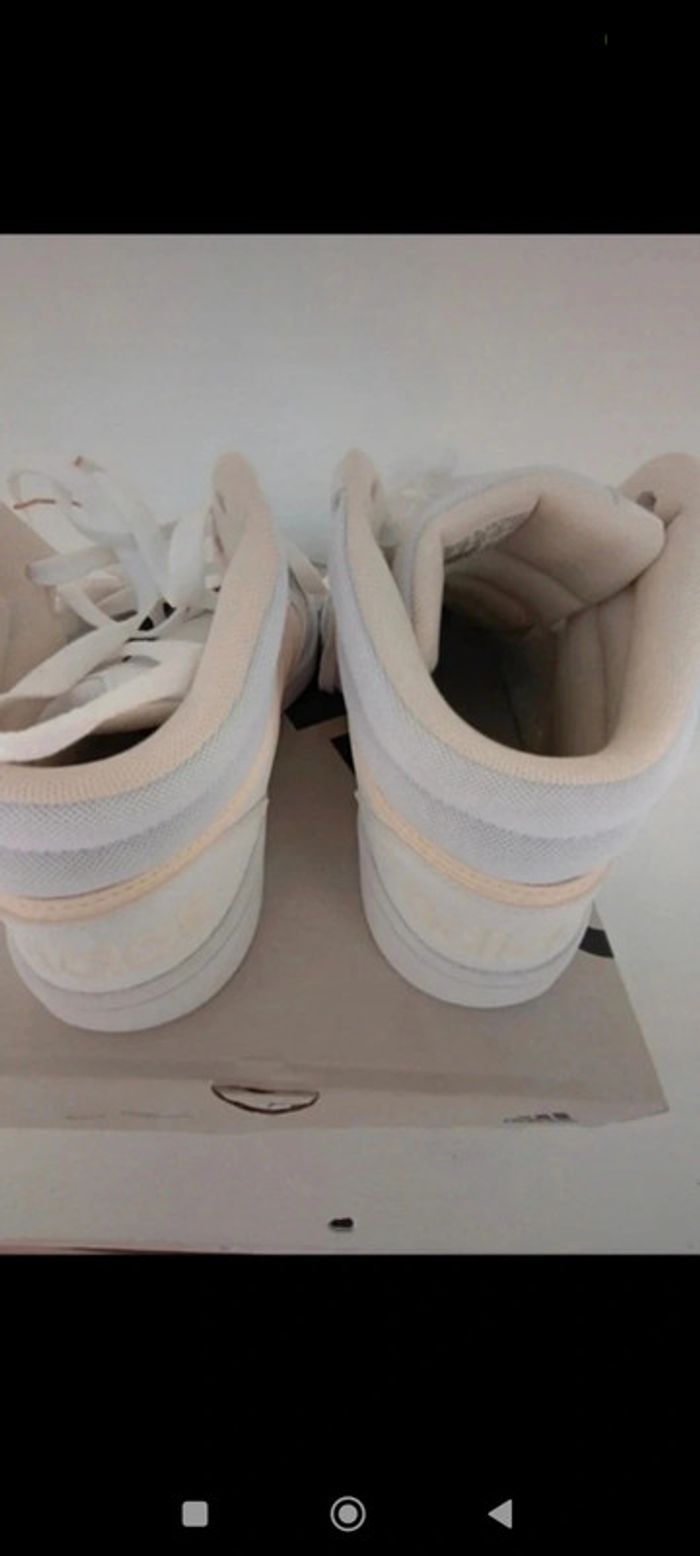Baskets adidas neuves 39 1/3 - photo numéro 6