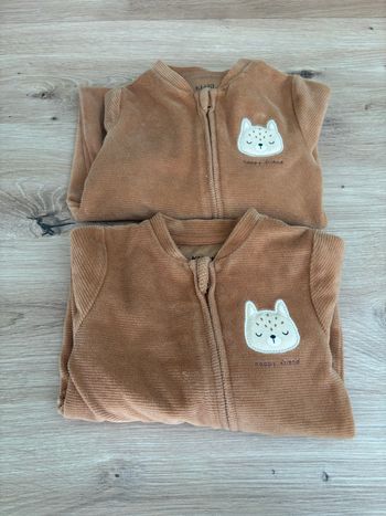 Lots de deux pyjama kiabi  bébé 6mois