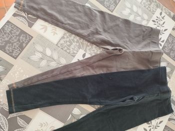 Lot 2 leggings