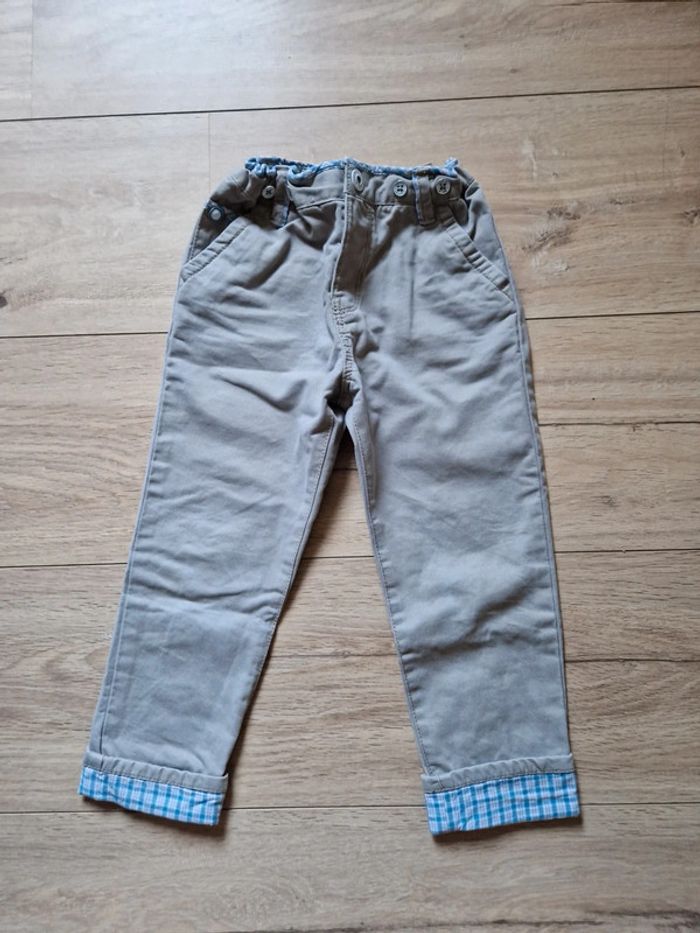 Pantalon beige et bleu