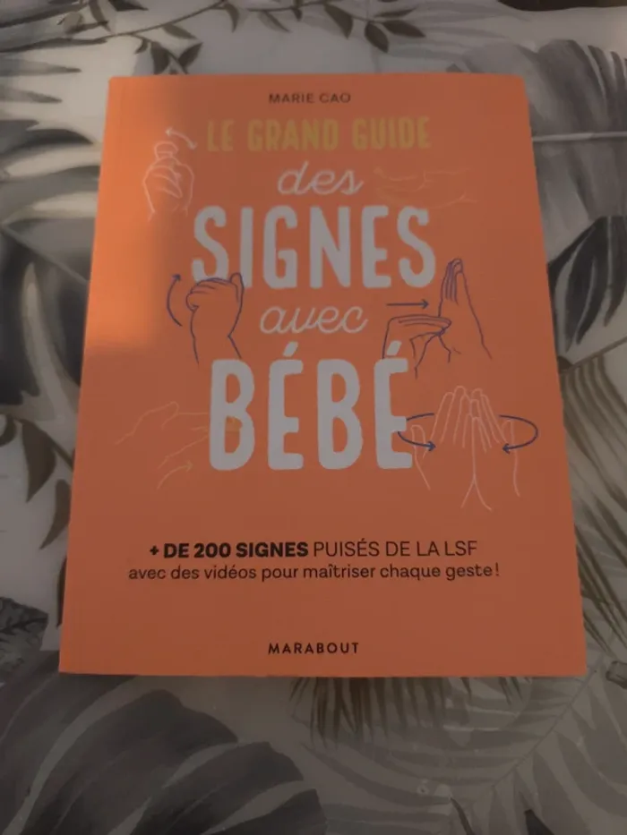 Livre le grand guide des signes avec bébé