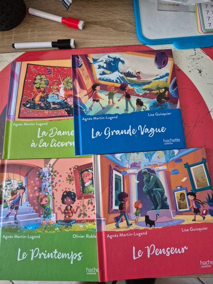 Lot 4 livres - Le musée magique