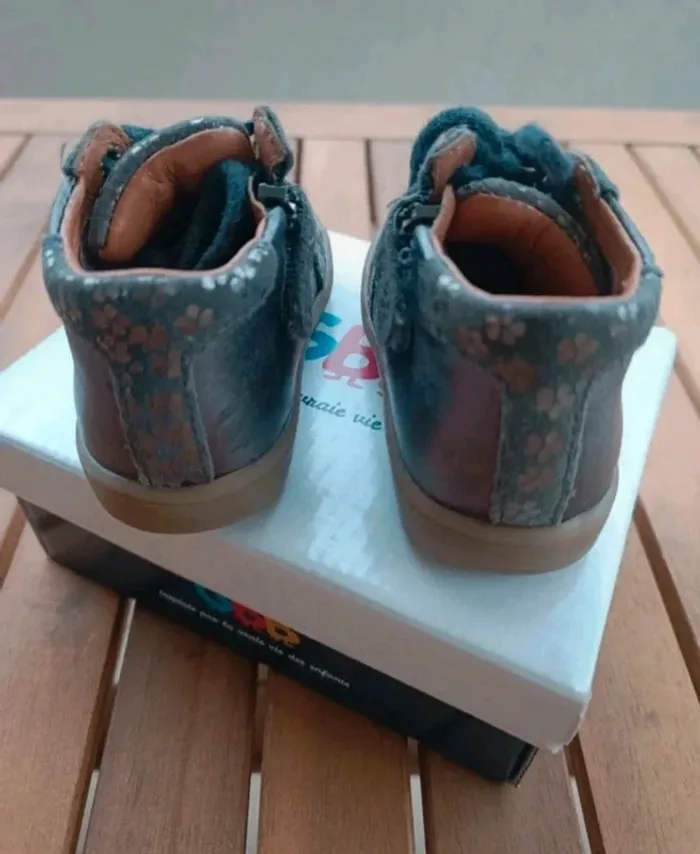 Chaussures bébé GBB pointure 18 - photo numéro 3