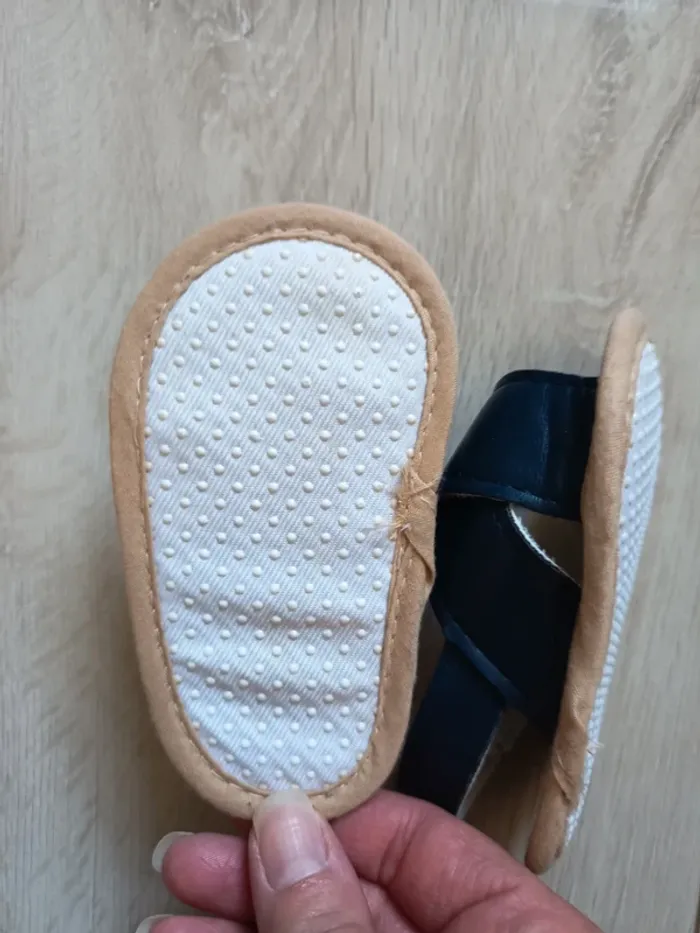 Chaussures d'été bébé - photo numéro 3