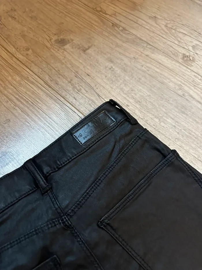 Pantalon skinny noir only taille xs enduit - photo numéro 6