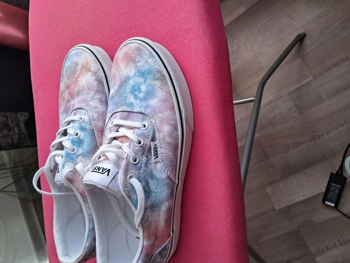 vans baskets neuves 39 - photo numéro 2