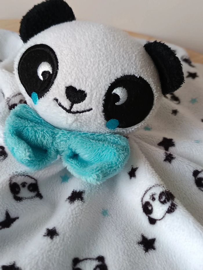 Doudou panda blanc noir et bleu kimadi - photo numéro 2