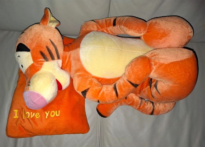 Peluche tigrou disney winnie the pooh - photo numéro 3