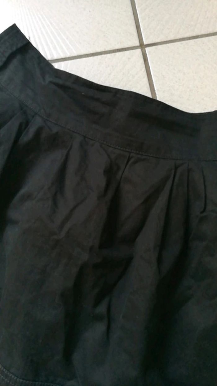 Jupe noire Camaïeu taille 42 parfait état - photo numéro 3