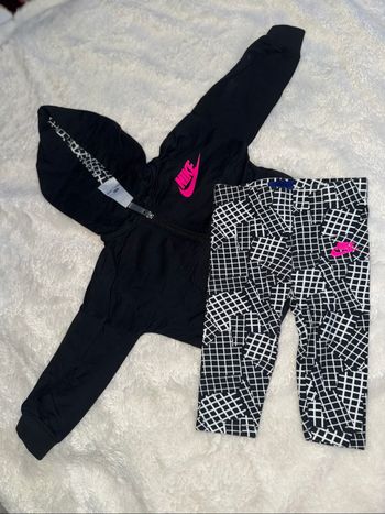 Ensemble Nike