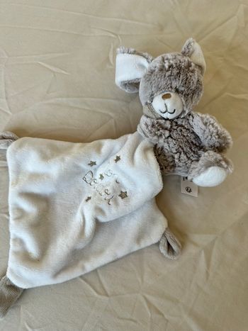 Doudou lapin peluche