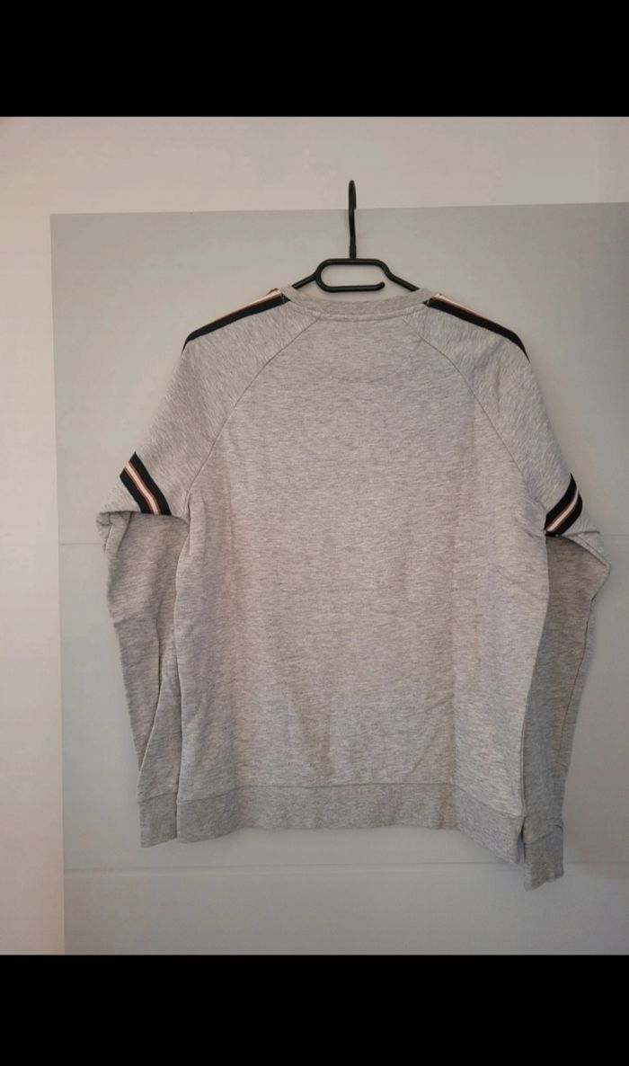 Pull ras de cou - photo numéro 2