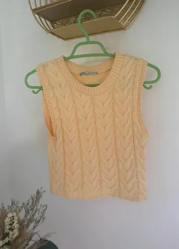 Pull sans manches femmes torsadé Zara