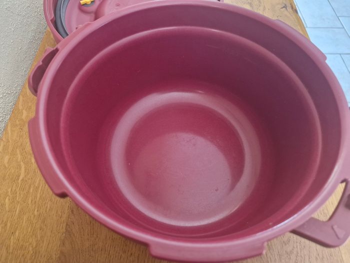Cocotte micro-ondes tupperware - photo numéro 2