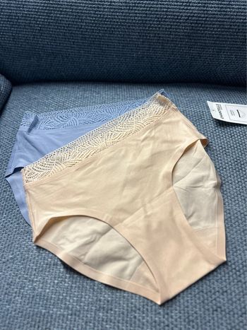 Lot de 2 Shorty Chantelle neufs taille unique de XS à XL neufs