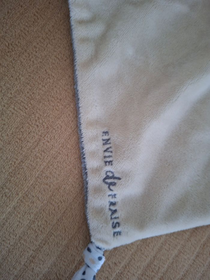 Doudou Éléphant Envie de Fraise - photo numéro 3