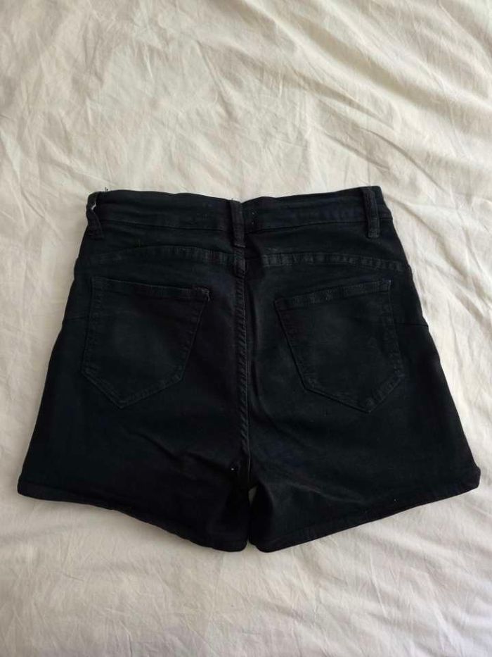 Short en jean noir - photo numéro 2