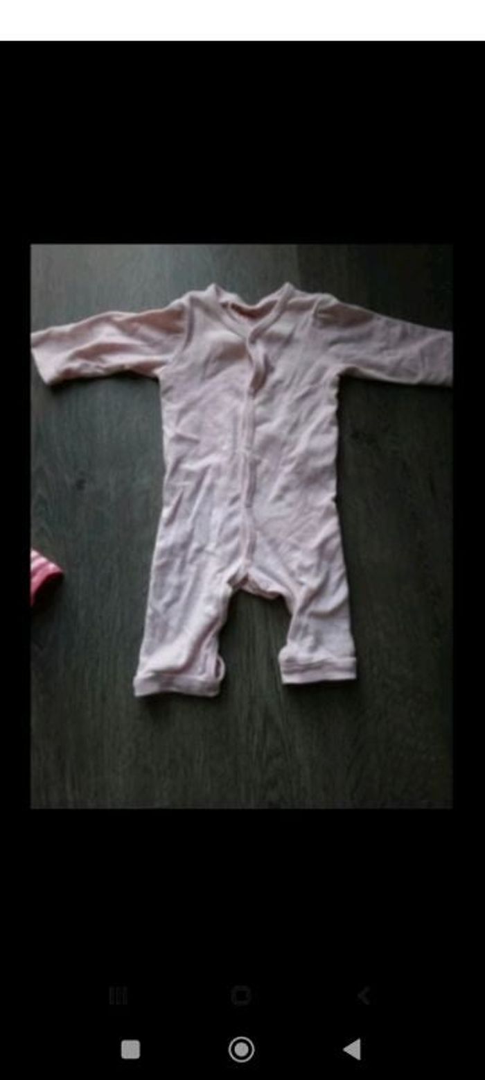 Pyjama sans pieds