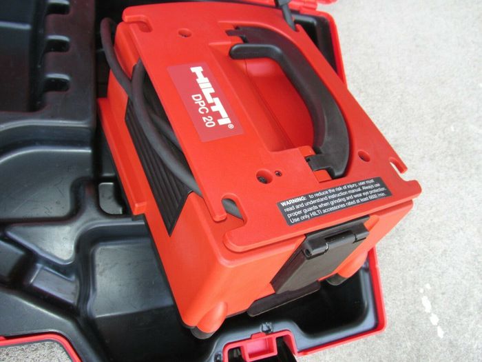 Ponceuse à béton DG 150 Hilti, à 500€ - photo numéro 5