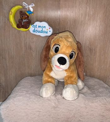 DY268 doudou chien 🐶 laidy belle Disneyland