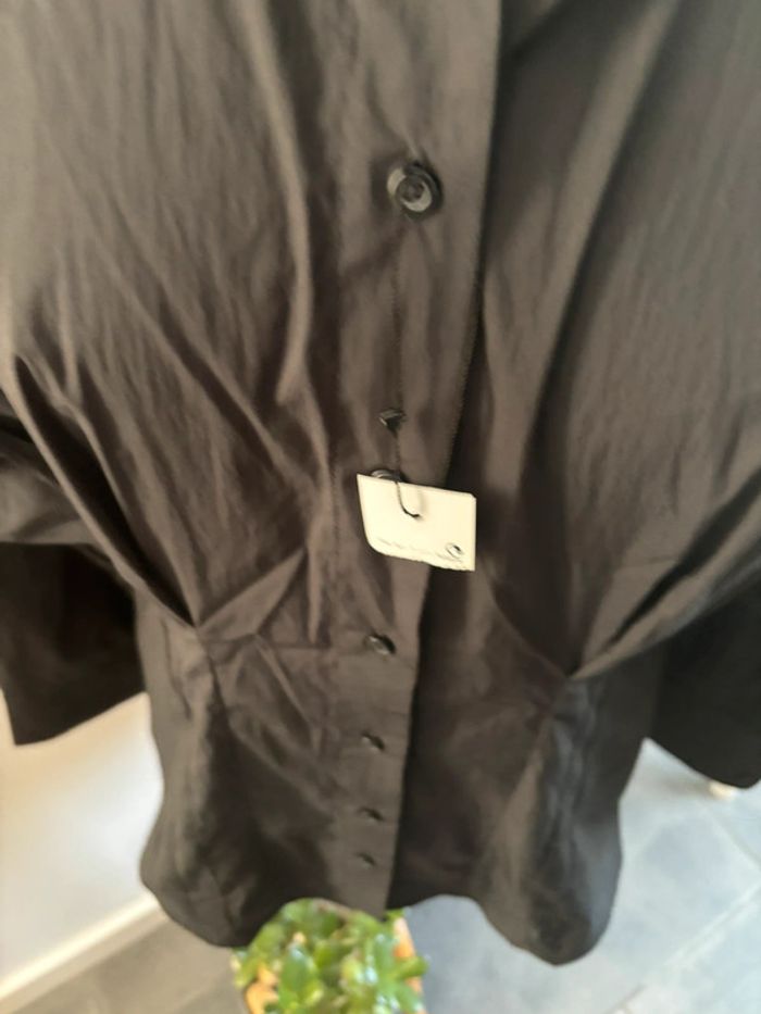 Chemise noire Sisley neuve L - photo numéro 10