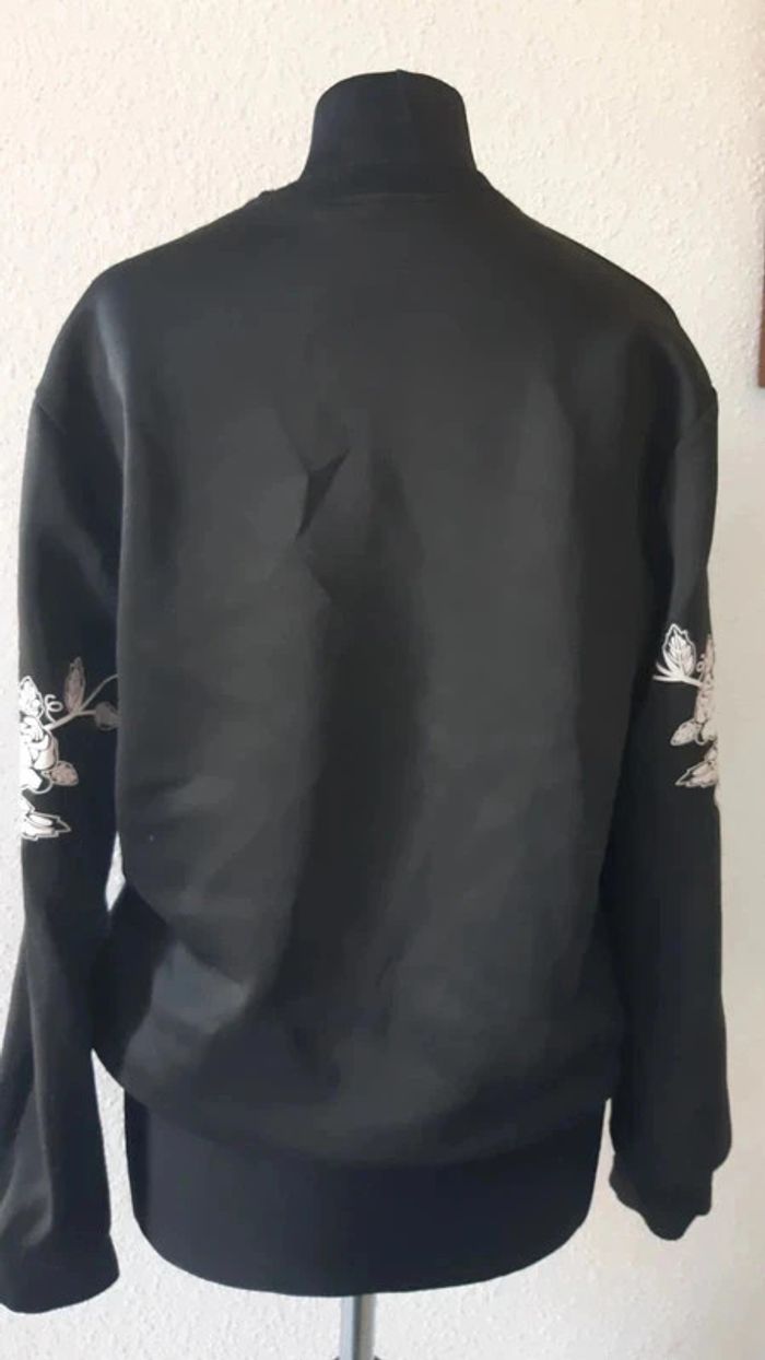 Pull taille unique rock roses fleurs noir - photo numéro 4