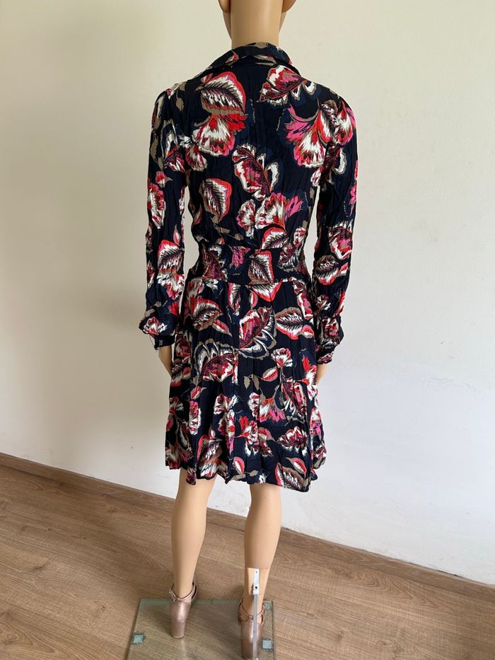 Robe bleue marine et fleurie Morgan taille 36 jamais portée - photo numéro 6