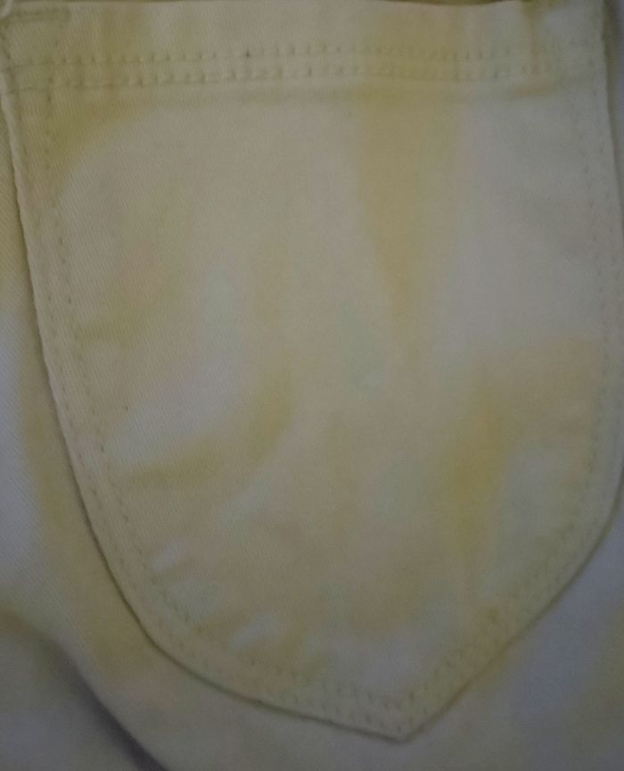 Jeans jaune clair "Kiabi" taille réglable 98% coton peu porté - photo numéro 5