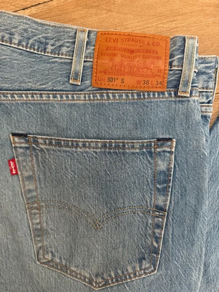 Jean Levi’s 501 Homme – Bleu clair – Très bon état - photo numéro 2