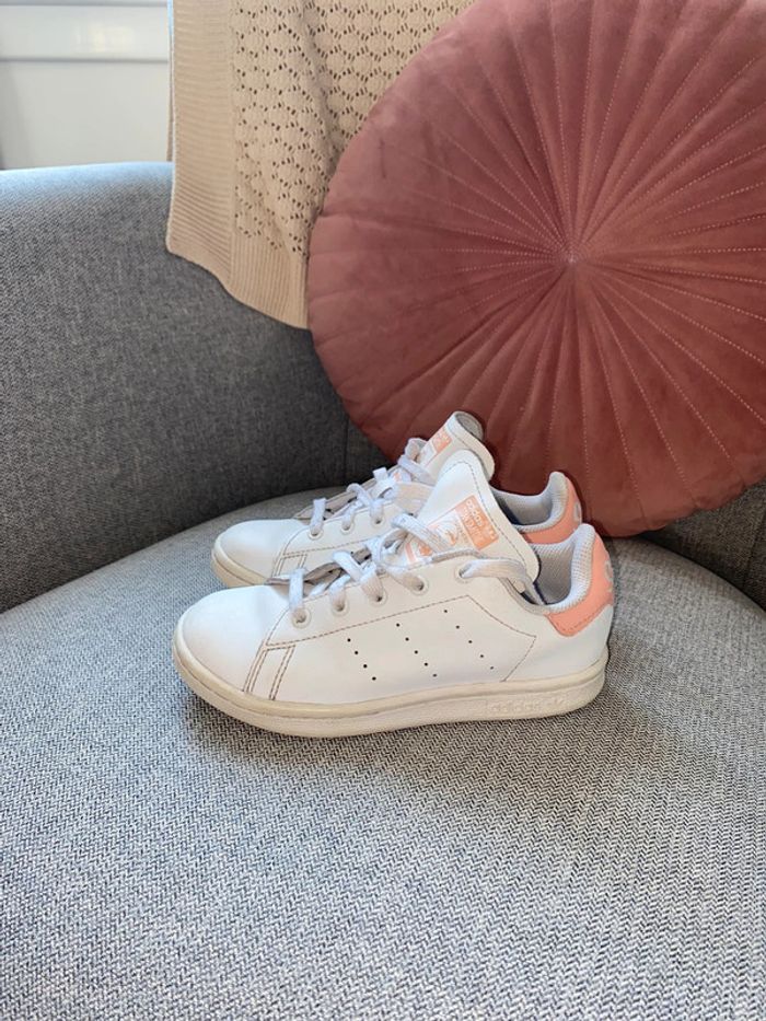 Baskets adidas Stan Smith taille 30 - photo numéro 4