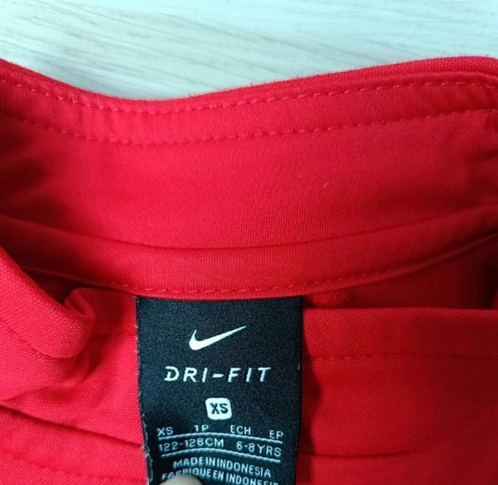 hauts nike 8 ans - photo numéro 2