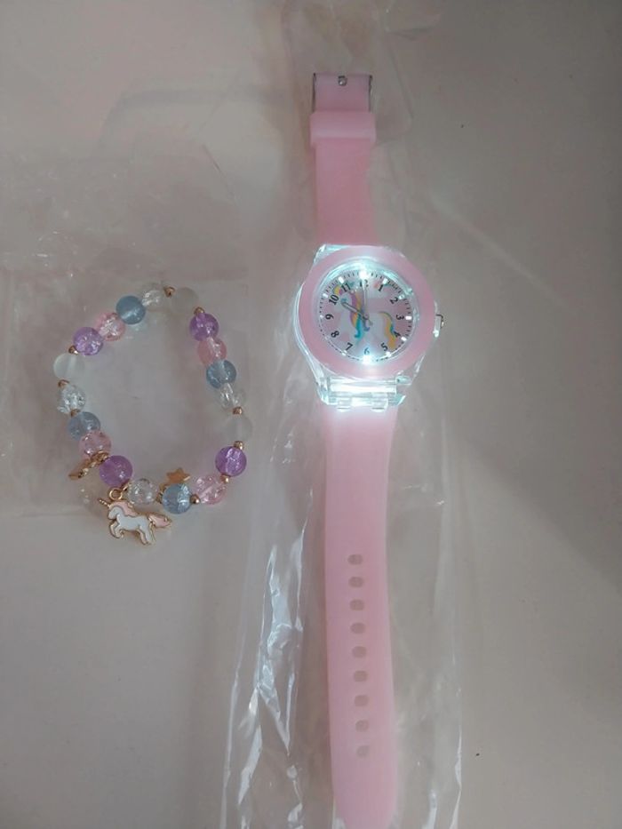 Ensemble neuf montre +bracelet licorne encore sous emballage. - photo numéro 2